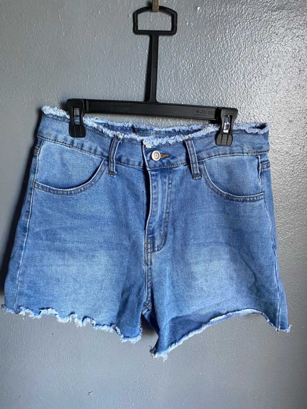 Frayed Hem Denim Shorts - Blue